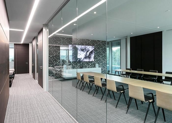 Acoustic Frameless Glass Partition Wall 90mm 108mm Demountable Glass Wall Systems